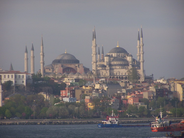 Sultanahmet ve Ayasofya camileri [Yusuf Ziya Hasanolu]